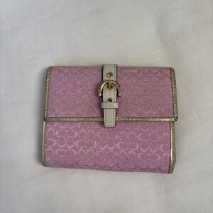 y2k rare pink Coach Soho gold trim logo bifold wallet